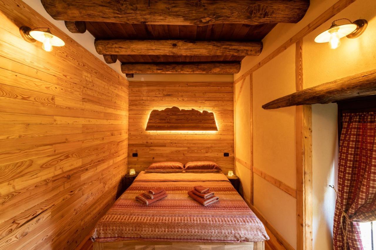Chiusa di PesioIduevagamondi - Ospitalita Rurale Famigliare Di Montagna住宿加早餐旅馆 外观 照片