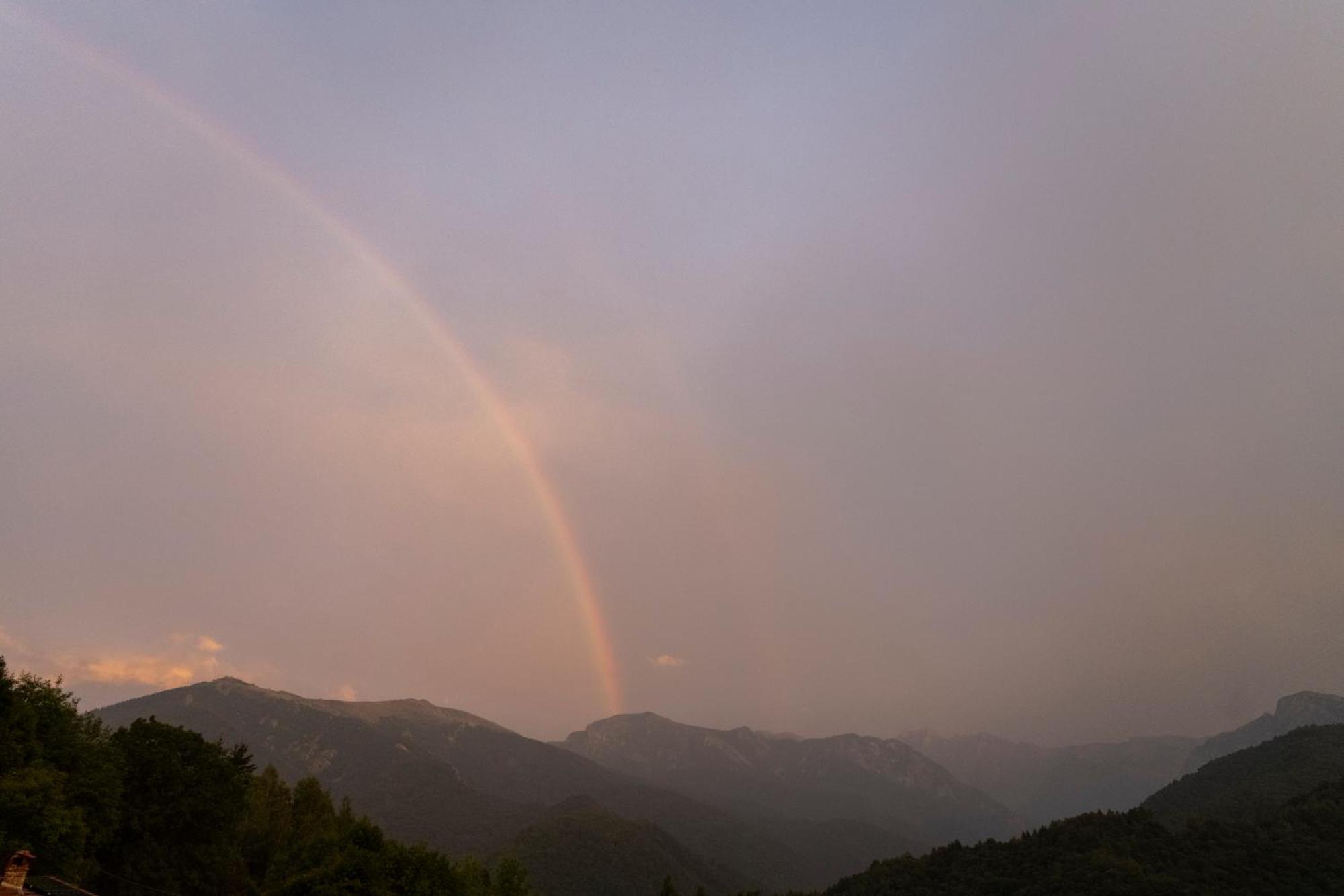 Chiusa di PesioIduevagamondi - Ospitalita Rurale Famigliare Di Montagna住宿加早餐旅馆 外观 照片